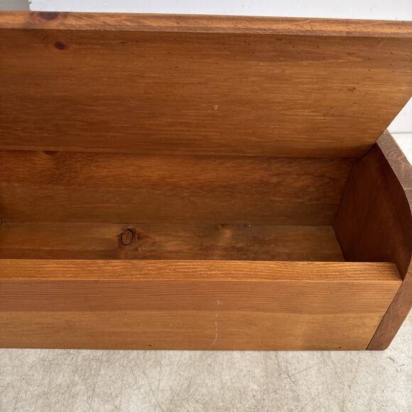 VTG Wooden Bread Box Carved 17x7x7 - Picture 11 of 13